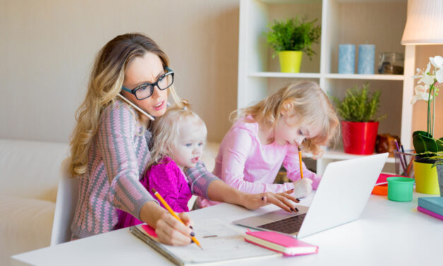 ﻿Trabajo a distancia y maternidad